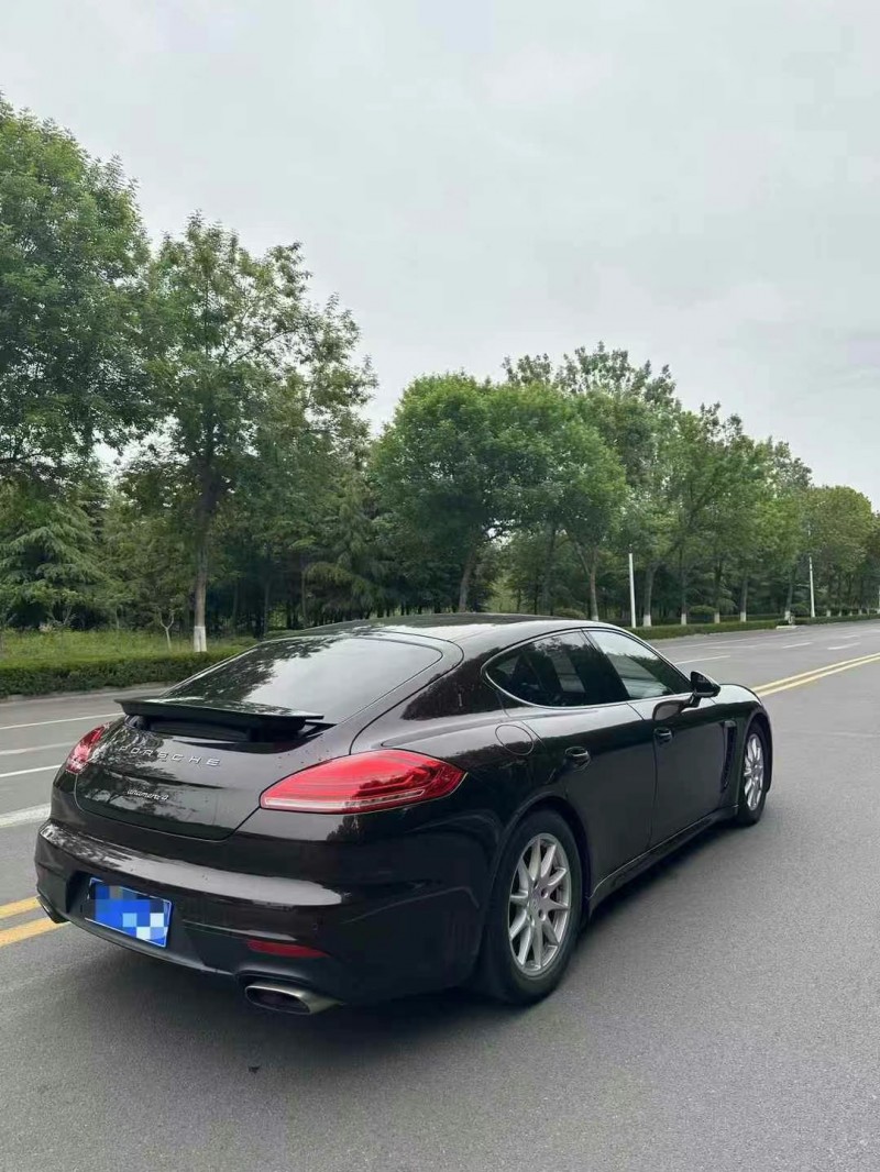 15年东营保时捷帕拉梅拉