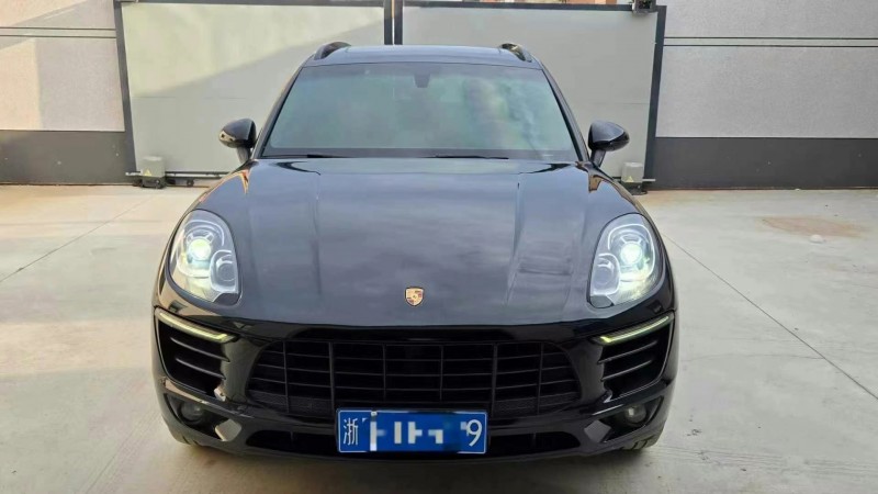 15年邢台保时捷Macan