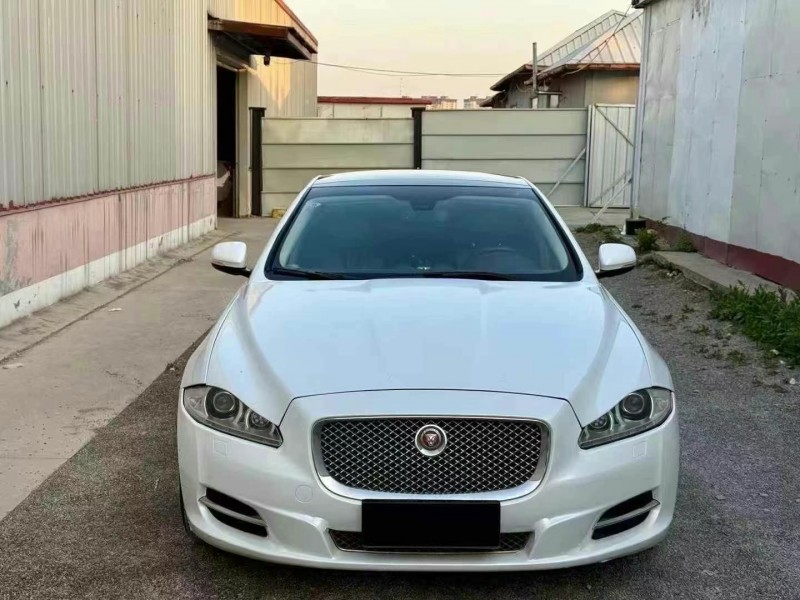 14年东营捷豹XJL