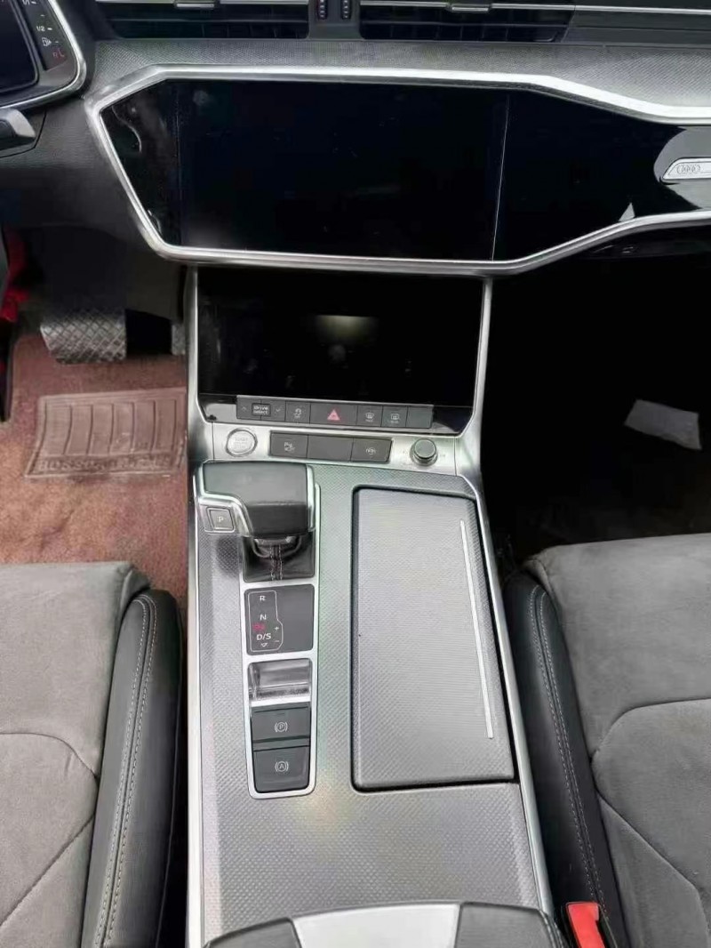 20年重庆市奥迪A6L