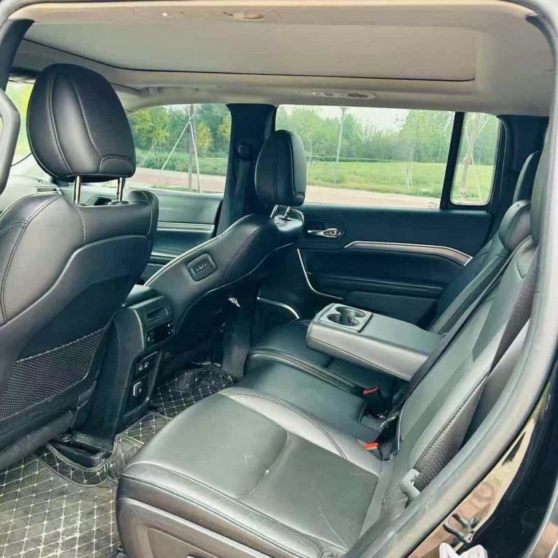 19年东营Jeep指挥官