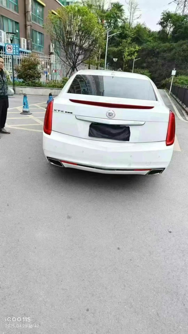 15年六盘水凯迪拉克XTS