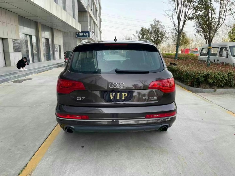 13年枣庄奥迪Q7