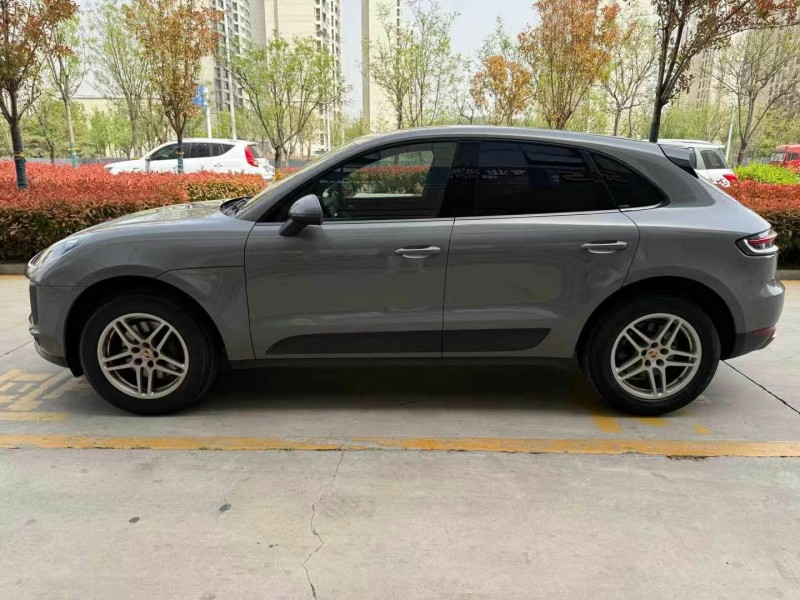 20年烟台保时捷Macan