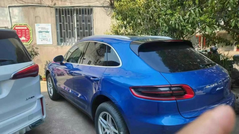 17年嘉兴保时捷Macan