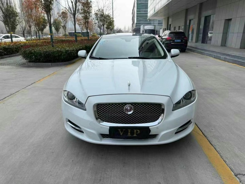 15年东营捷豹XJL