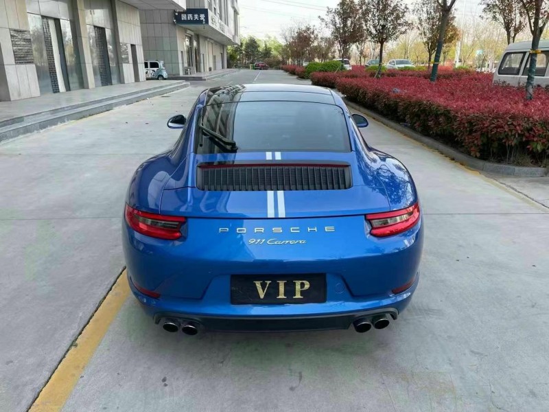 17年烟台保时捷911