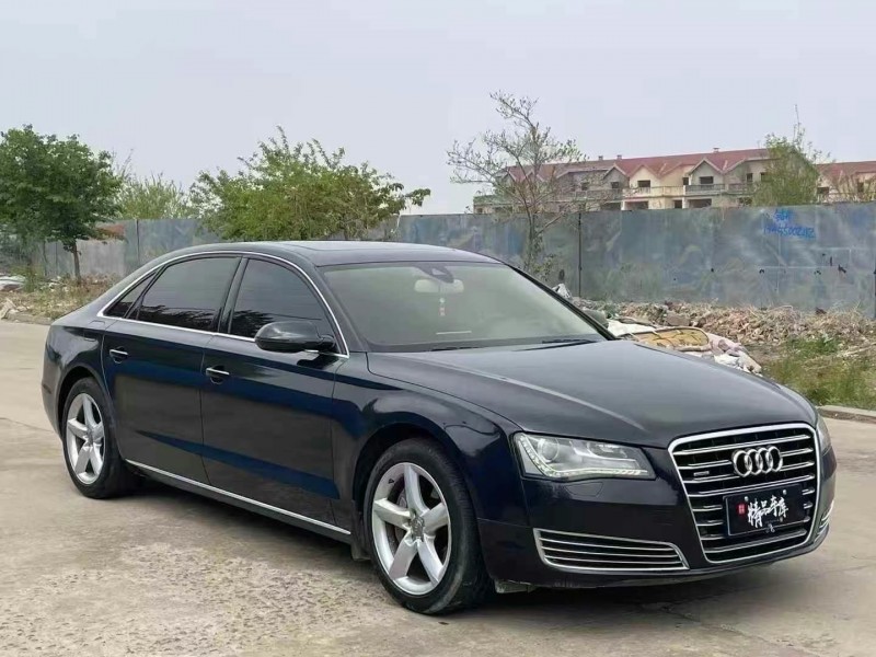 13年东营奥迪A8L