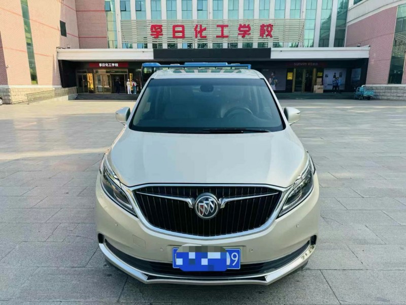 17年东营别克GL8