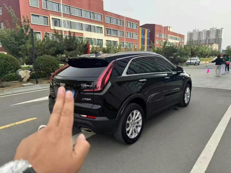 20年枣庄凯迪拉克XT4