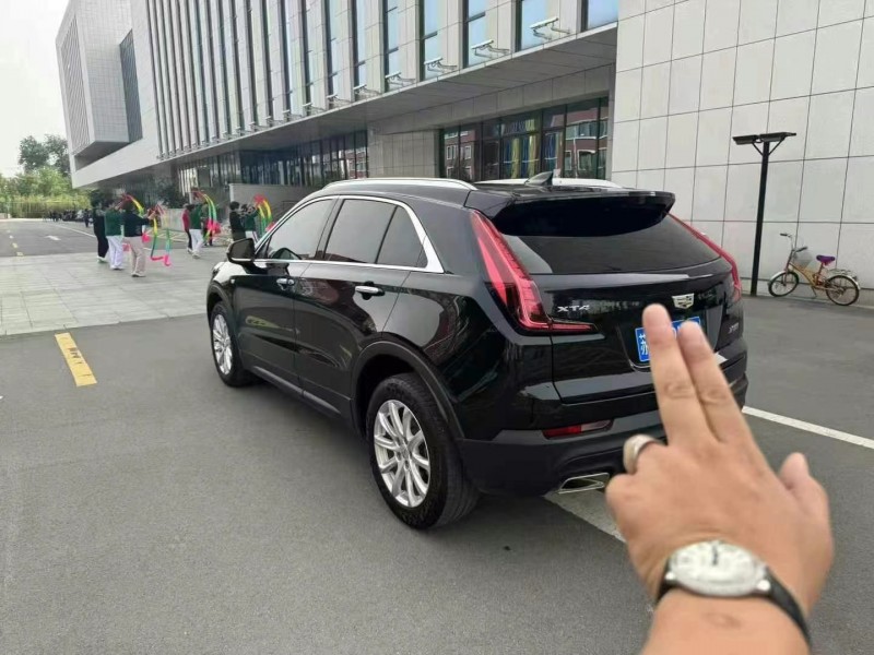 20年枣庄凯迪拉克XT4