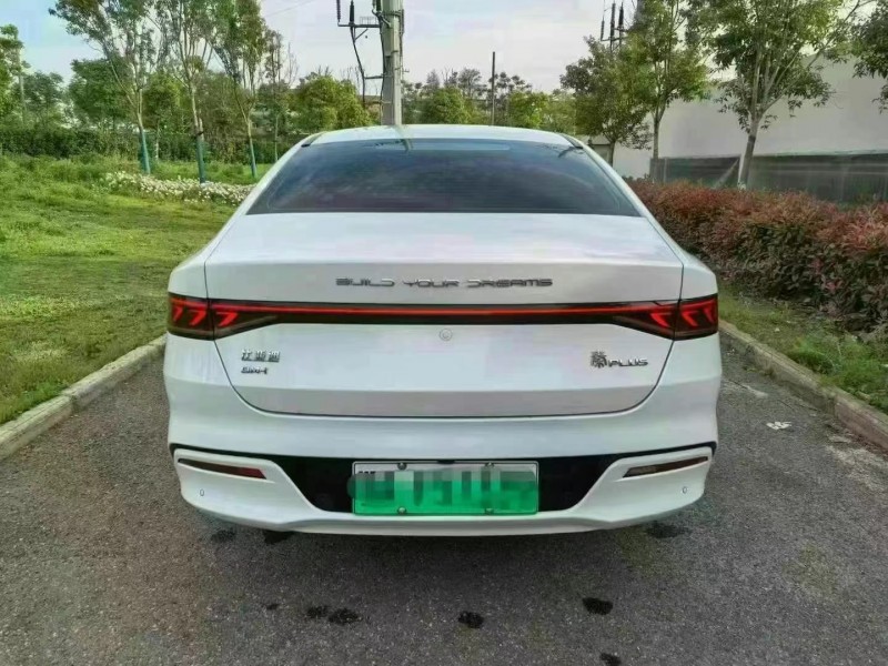 23年襄樊比亚迪秦