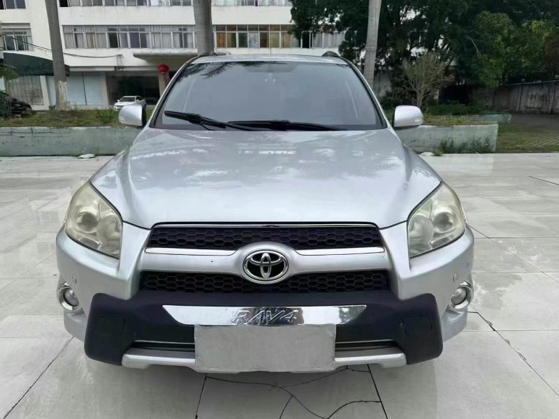 13年汕头丰田RAV4