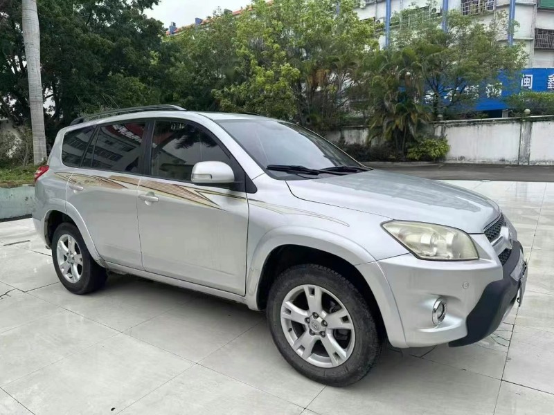 13年汕头丰田RAV4