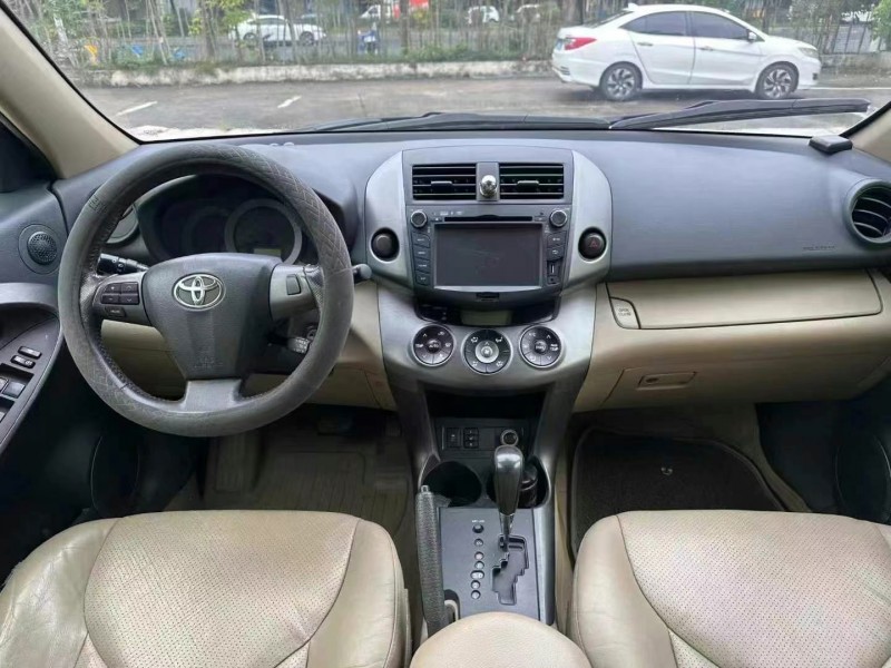 13年汕头丰田RAV4
