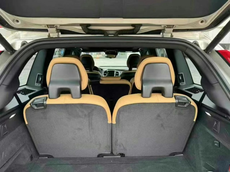 18年珠海沃尔沃XC90