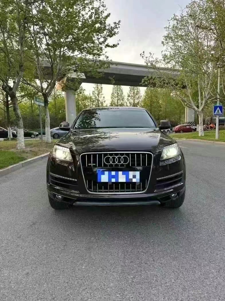 13年烟台奥迪Q7