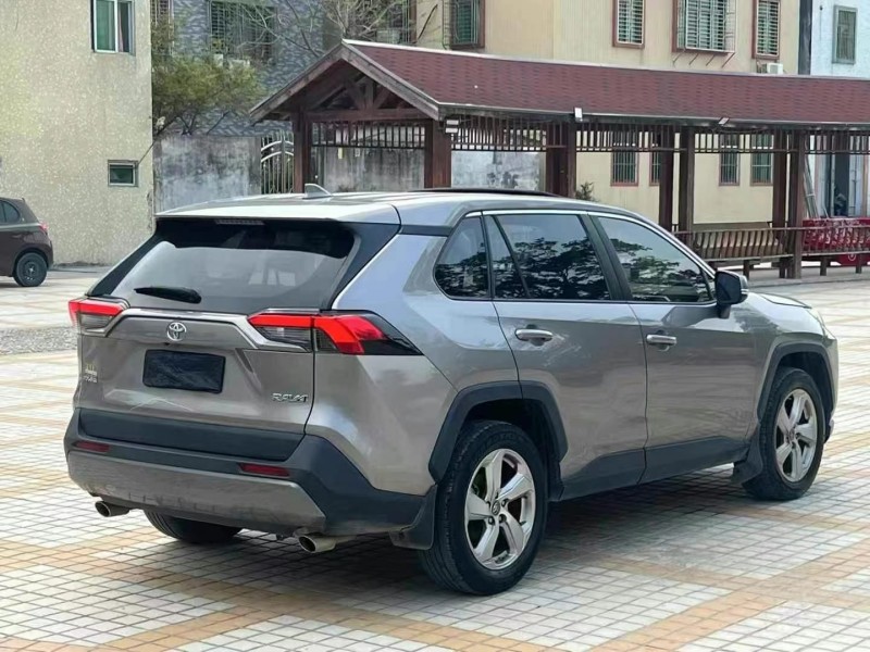 20年佛山丰田RAV4荣放
