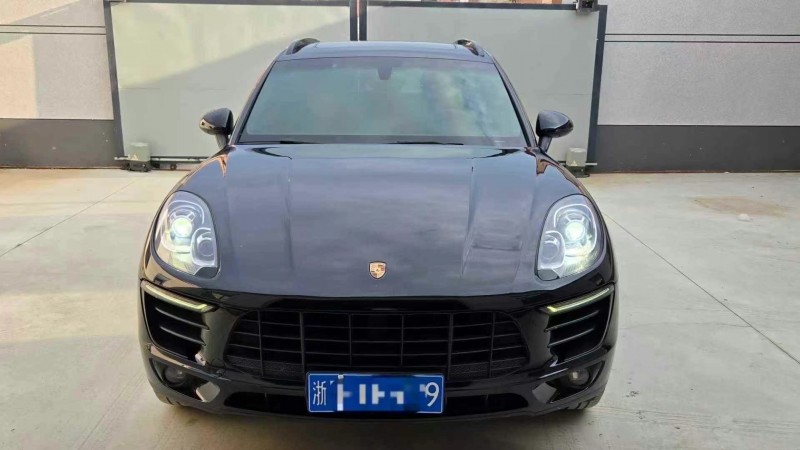 15年邢台保时捷Macan