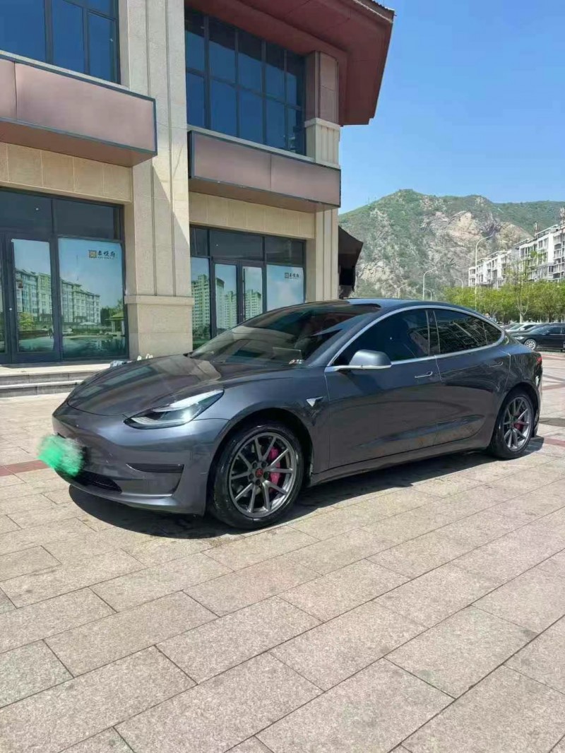20年保定特斯拉MODEL 3