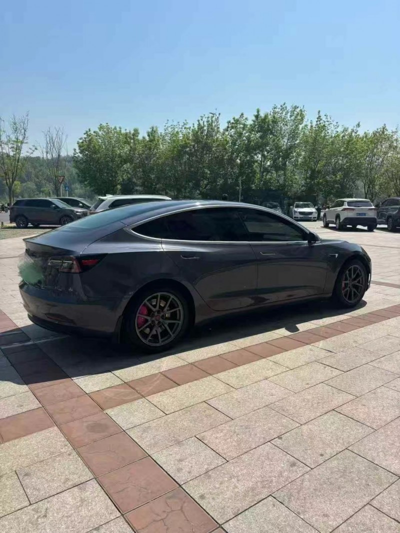 20年保定特斯拉MODEL 3