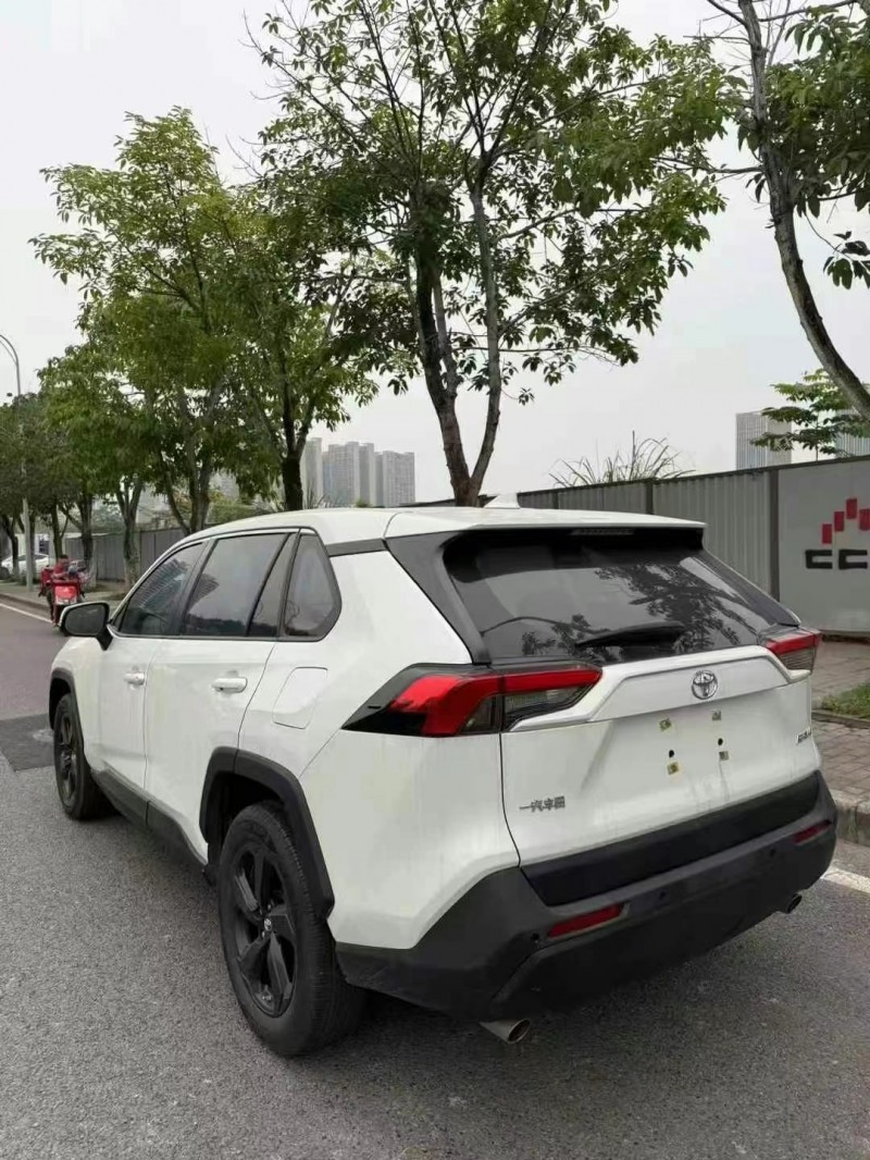 20年重庆市丰田RAV4