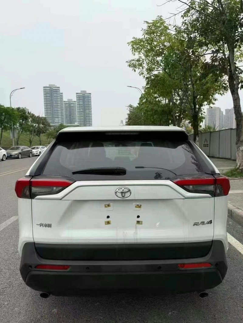 20年重庆市丰田RAV4
