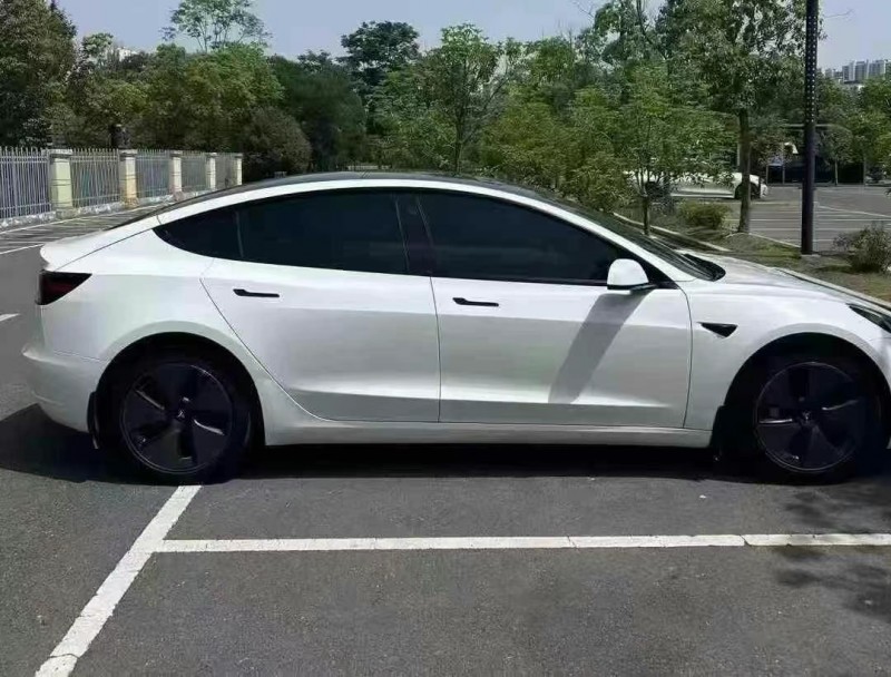22年襄阳特斯拉MODEL 3