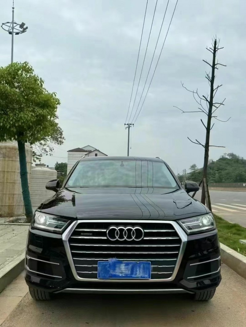 17年邵阳奥迪Q7