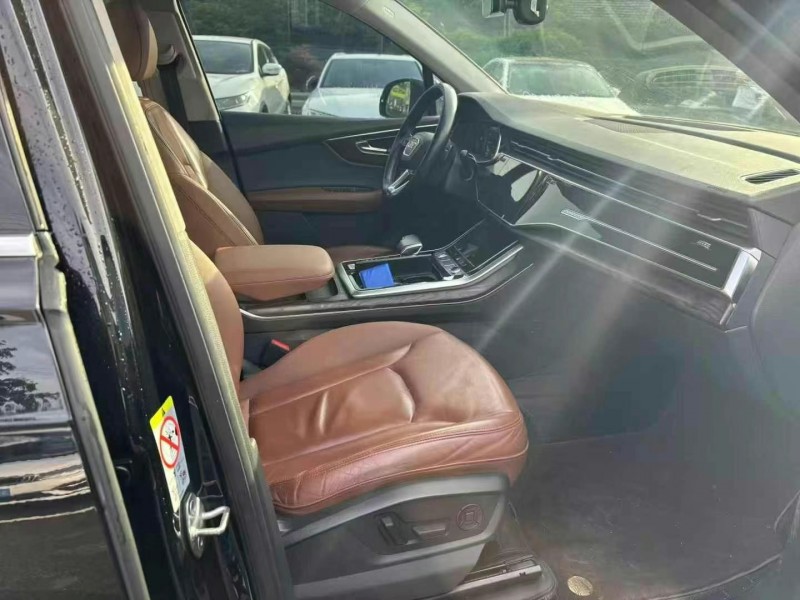 20年南通奥迪Q7