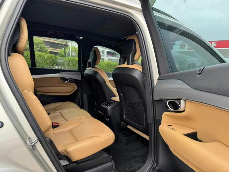 18年佛山沃尔沃XC90