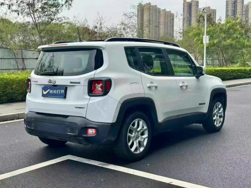 18年珠海Jeep自由侠
