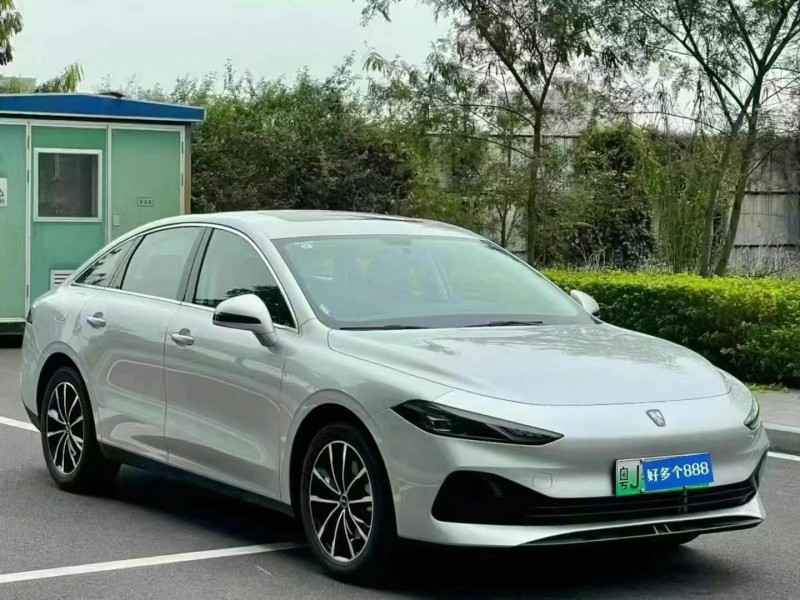 25年珠海荣威D7