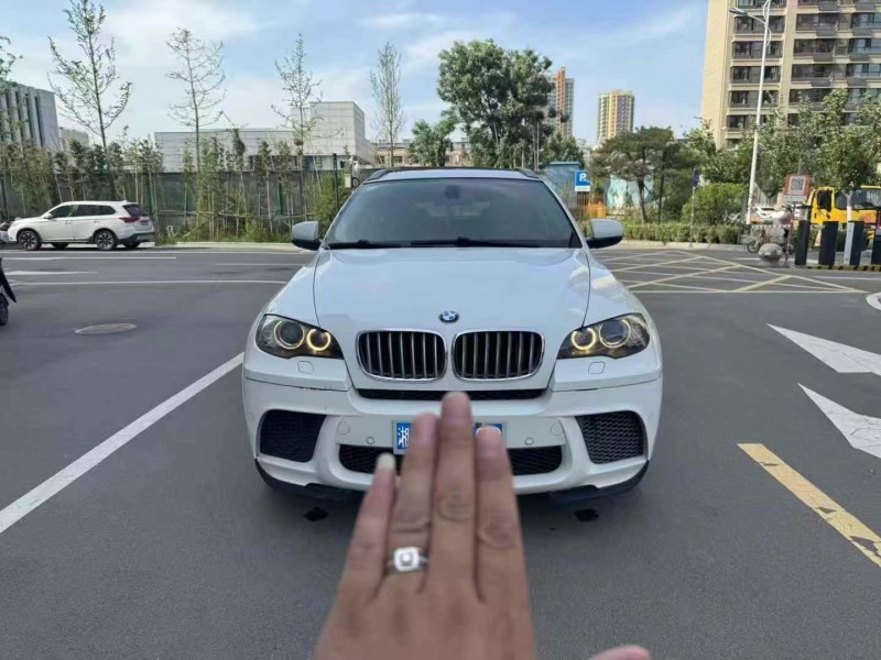 12年东营宝马X6