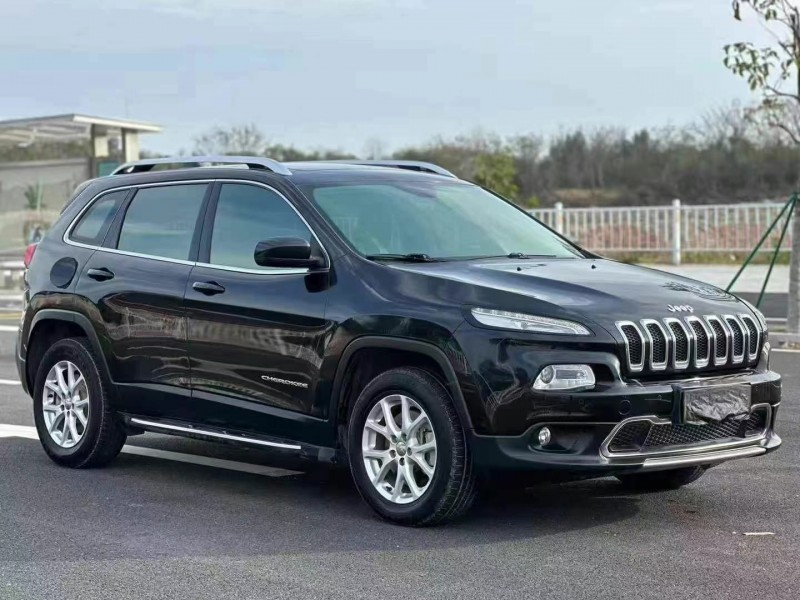 17年汕头Jeep自由光