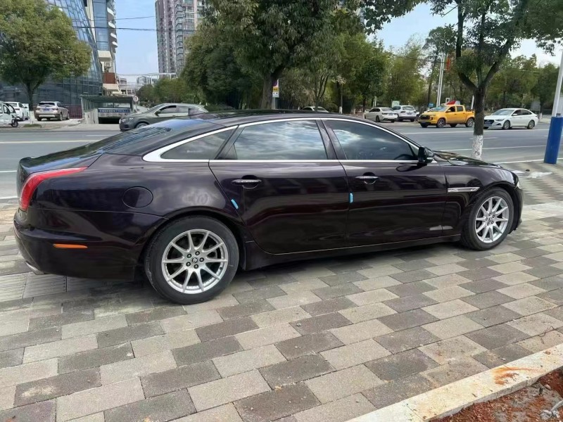 13年景德镇捷豹XJ