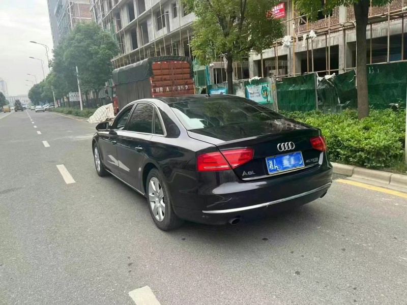 15年邵阳奥迪A8