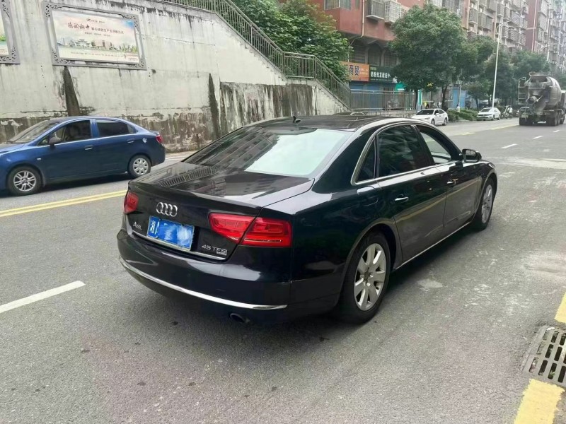 15年邵阳奥迪A8