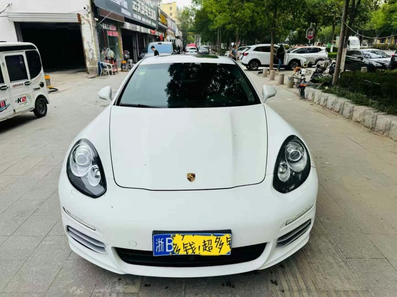 14年东营保时捷帕拉梅拉