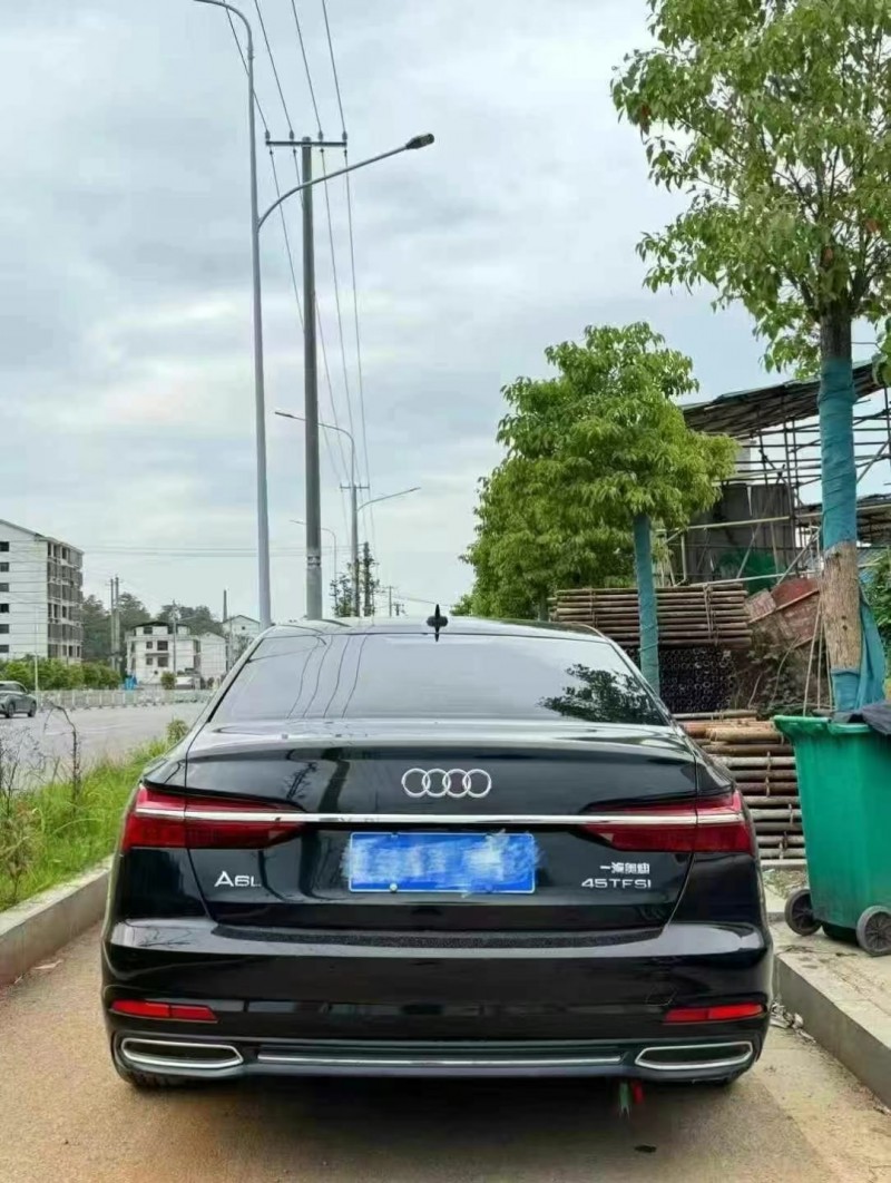21年岳阳奥迪A6L
