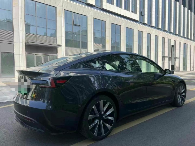 24年烟台特斯拉MODEL 3