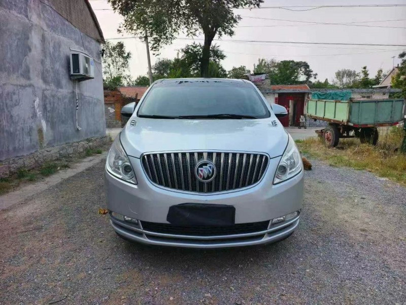 15年烟台别克GL8