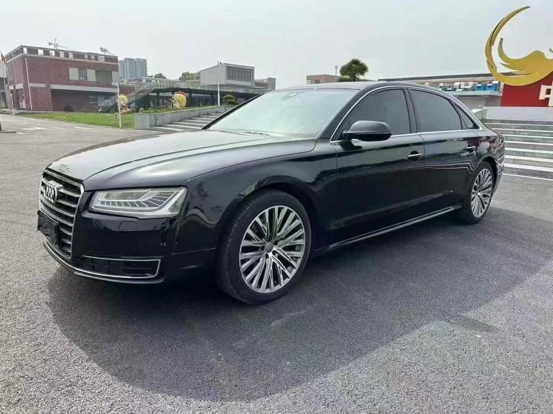 18年南通奥迪A8L