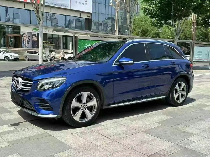 17年重庆市奔驰GLC
