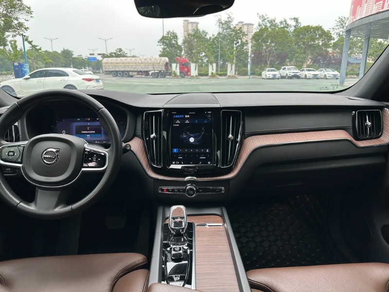 22年盐城沃尔沃XC60