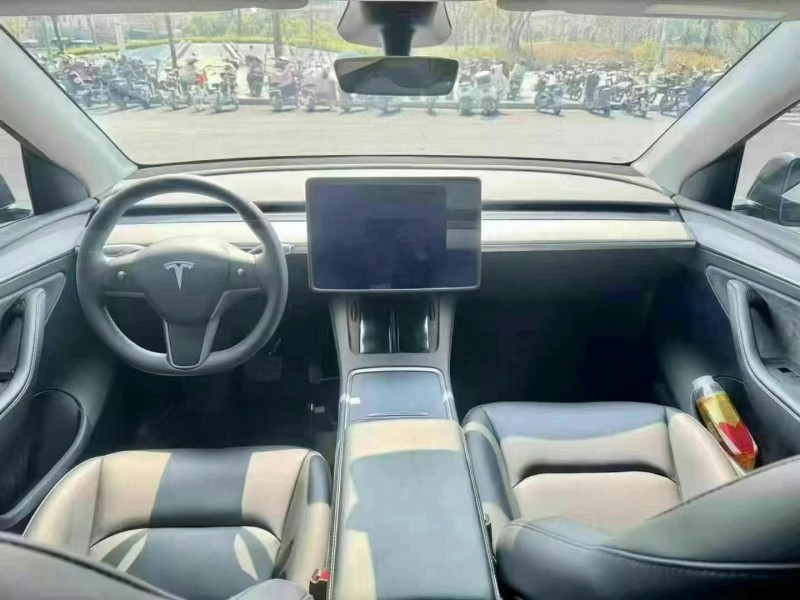24年茂名特斯拉MODEL Y