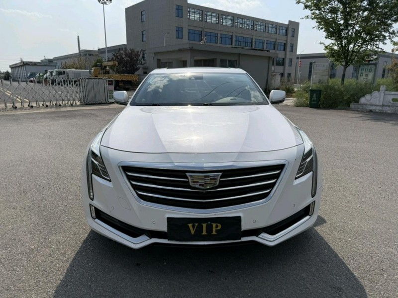 17年盐城凯迪拉克CT6