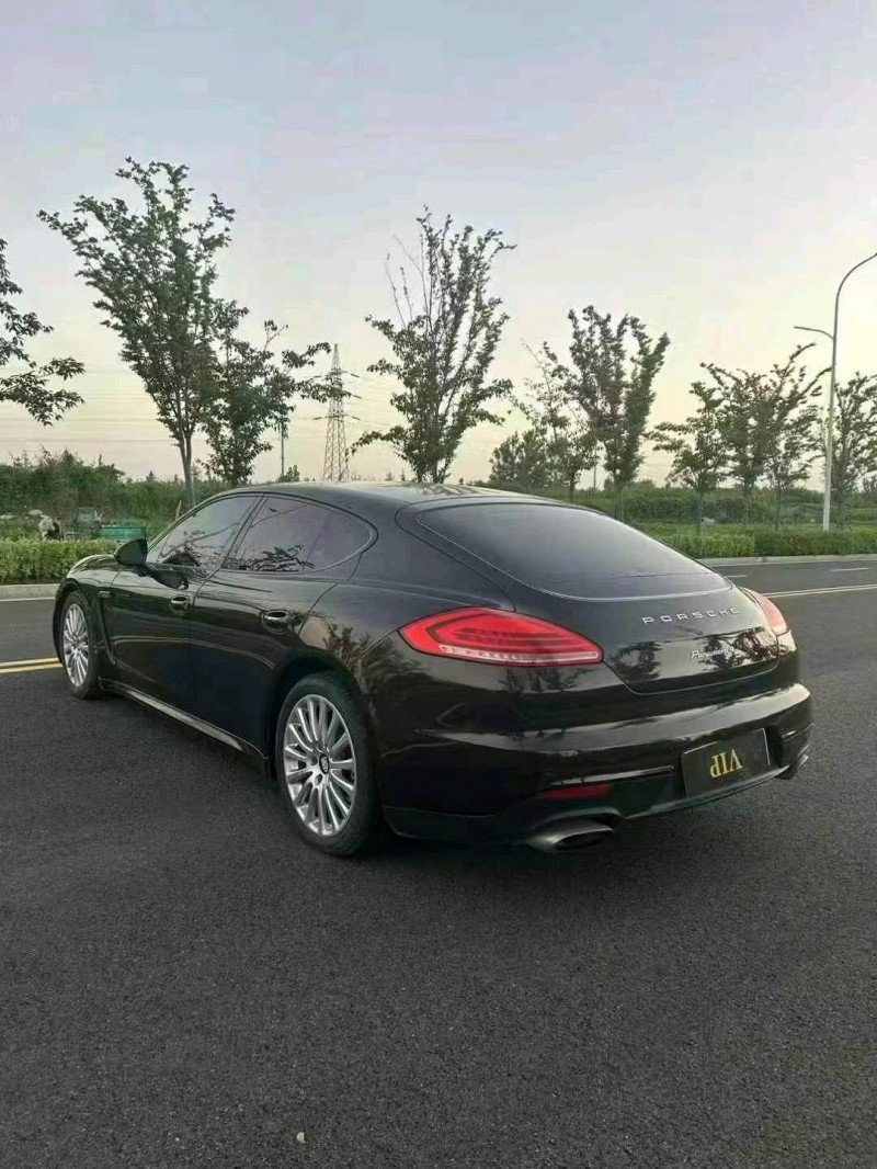 14年徐州保时捷帕拉梅拉