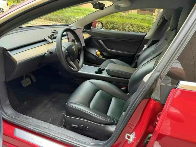 20年唐山特斯拉MODEL 3