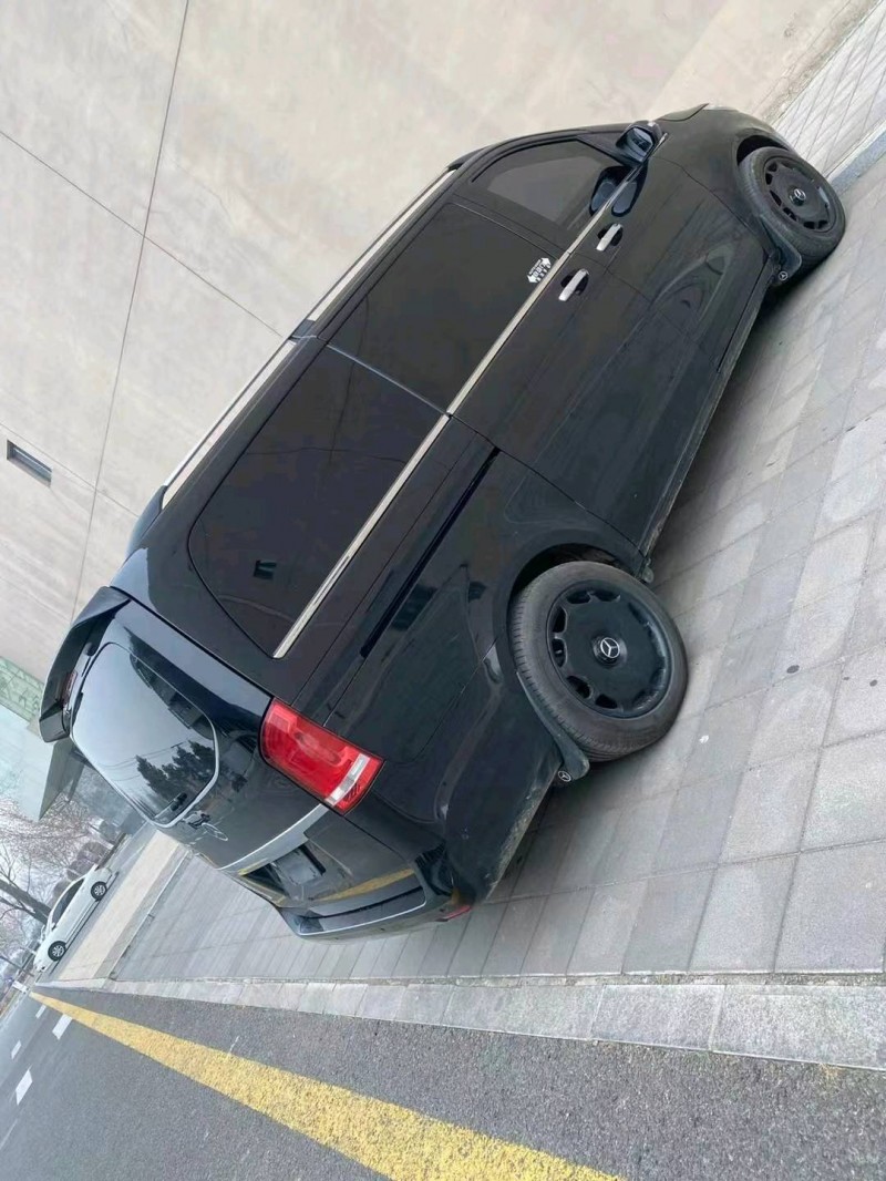 18年营口奔驰V
